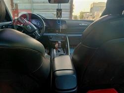 هیۆندای ئەلەنترا